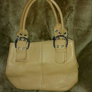 NICE! NUDE BEIGE TIGNANELLO EUC SOFT REAL LEATHER!